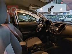 میتسوبیشی L200